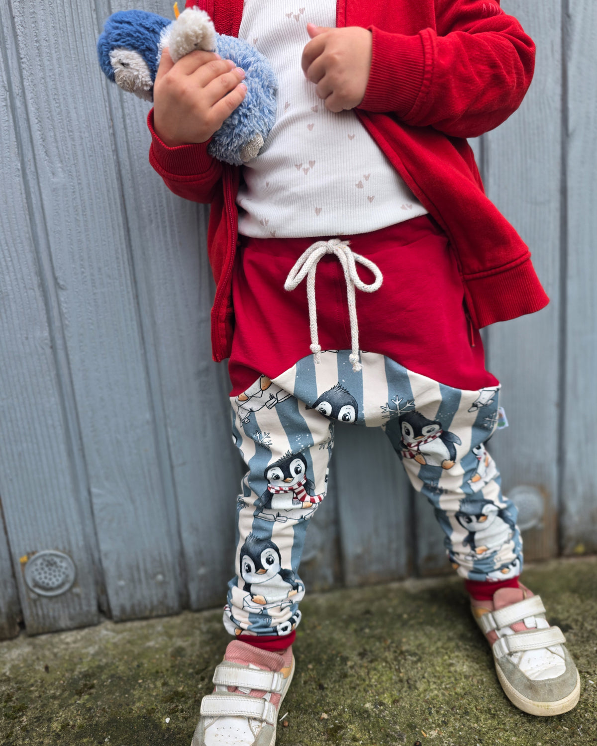 Winter-Stoffbundle Pinguin rot