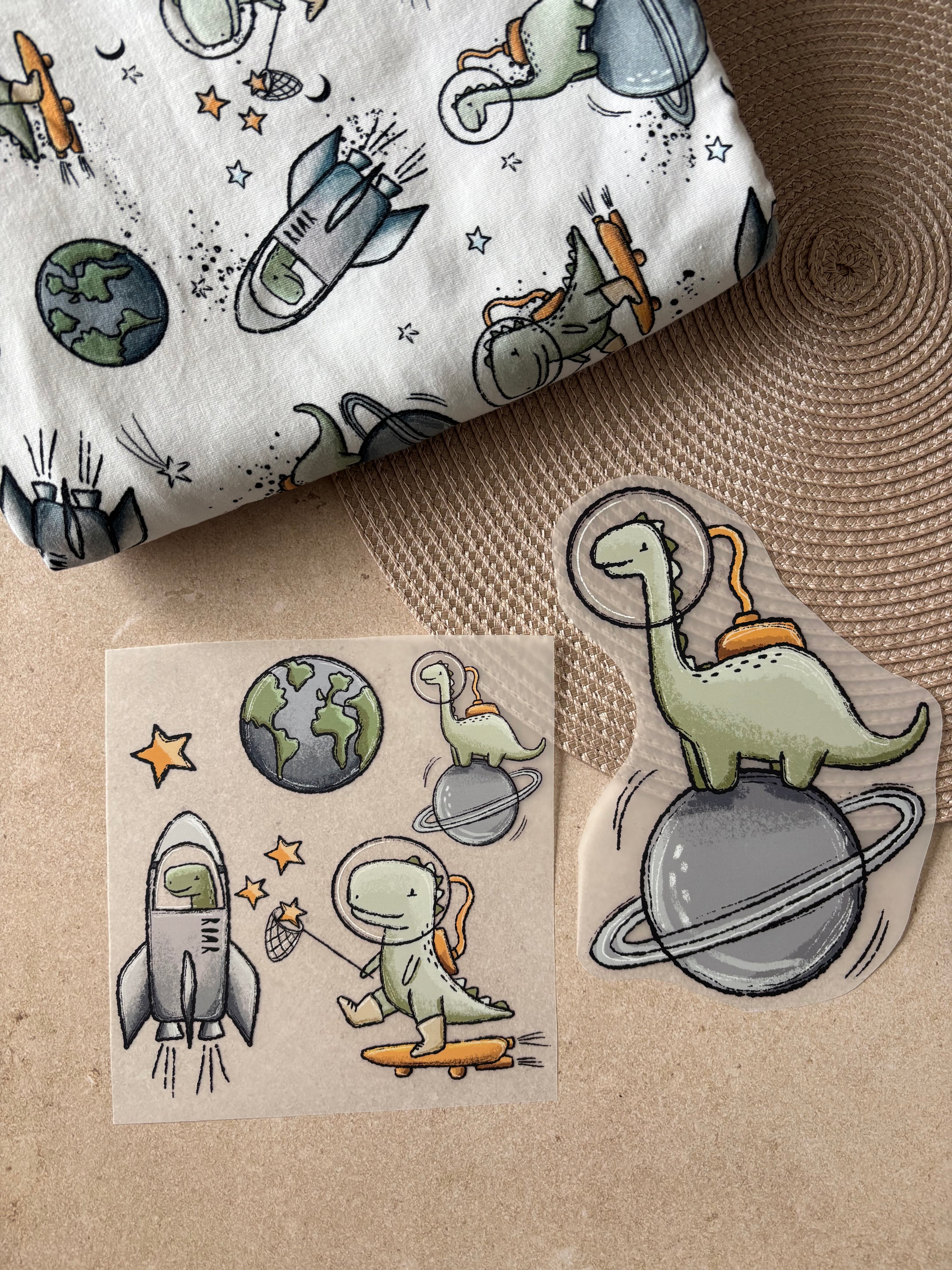 Bügelbild Space Dino